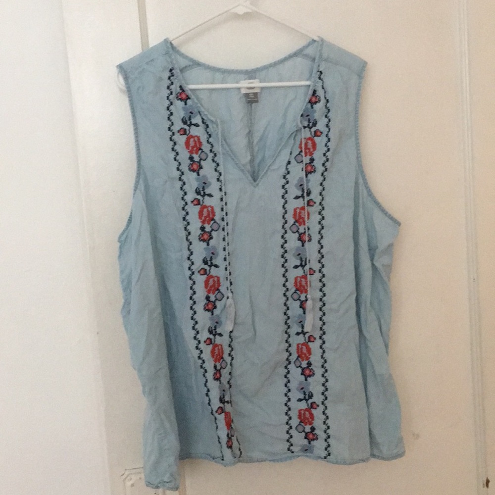 denim embroidered sleeveless top